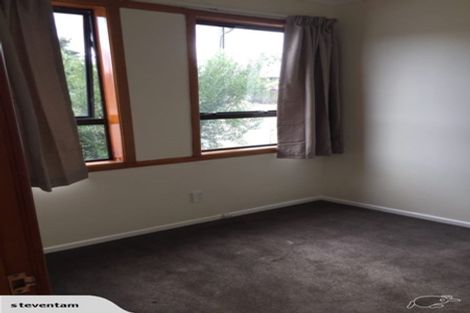 Photo of property in 2/142 Rongotai Road, Kilbirnie, Wellington, 6022
