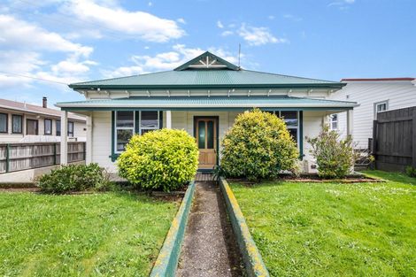 Photo of property in 6 Tarawera Road, Johnsonville, Wellington, 6037