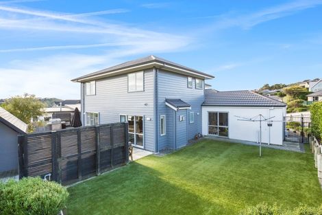 Photo of property in 17 Kepler Way, Aotea, Porirua, 5024
