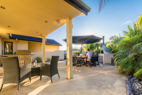 Photo of property in 211 Gills Road, Albany Heights, Auckland, 0632