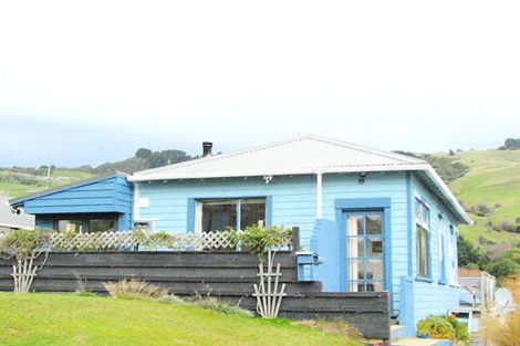 Photo of property in 10 Dickson Street, Macandrew Bay, Dunedin, 9014