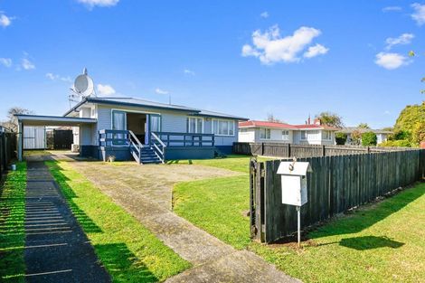 Photo of property in 11 Clyde Street, Utuhina, Rotorua, 3015