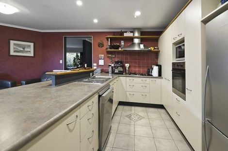 Photo of property in 40 Mcleod Place, Papamoa Beach, Papamoa, 3118