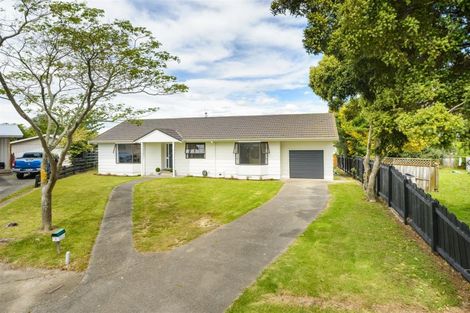 Photo of property in 5 Meads Place, Bulls, 4818