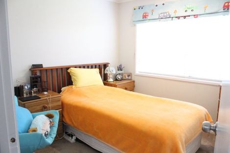 Photo of property in 48 Orangewood Drive, Northpark, Auckland, 2013