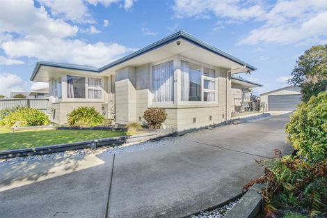 Photo of property in 84 Bickerton Street, Wainoni, Christchurch, 8061