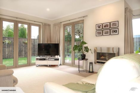 Photo of property in 2/745 Acacia Bay Road, Acacia Bay, Taupo, 3330