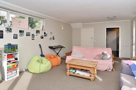 Photo of property in 2/4 Maidstone Road, Ilam, Christchurch, 8041