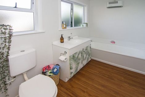 Photo of property in 70 Totara Street, Lansdowne, Masterton, 5810