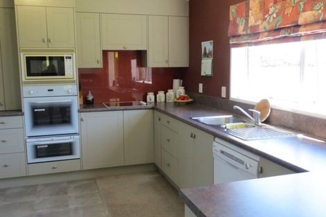 Photo of property in 42 Lovegrove Road, Te Aroha, 3393