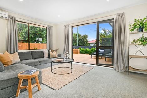 Photo of property in 25 Flay Crescent, Burnside, Christchurch, 8053