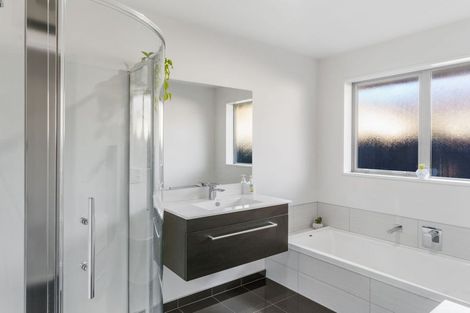 Photo of property in 6 Elgin Place, Prebbleton, 7604