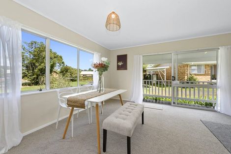 Photo of property in 77 Lake Crescent, Hamilton Lake, Hamilton, 3204