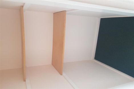 Photo of property in 3 Trotting Terrace, Fairview Heights, Auckland, 0632