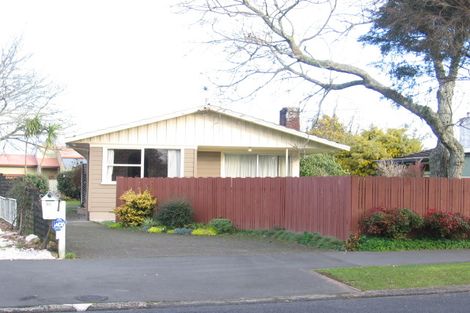 Photo of property in 28 Pulham Crescent, Queenwood, Hamilton, 3210