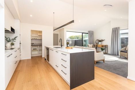 Photo of property in 20 Dray Place, Halswell, Christchurch, 8025