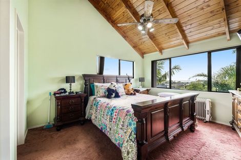 Photo of property in 7 Fairway Avenue, Red Beach, 0932