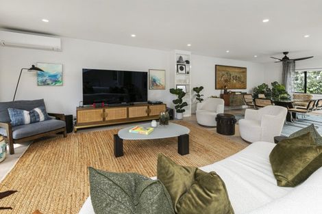 Photo of property in 19c Hastings Road, Mairangi Bay, Auckland, 0630