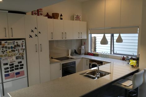 Photo of property in 29d Eastview Road, Glen Innes, Auckland, 1072