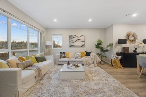 Photo of property in 5 Creggan Crescent, Flat Bush, Auckland, 2019