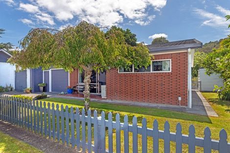Photo of property in 2 Kingsley Street, Whataupoko, Gisborne, 4010