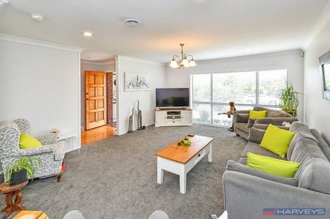 Photo of property in 49 Kuripaka Crescent, The Gardens, Auckland, 2105
