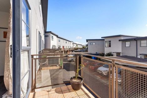 Photo of property in 8/42 Holly Street, Avondale, Auckland, 1026