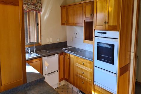 Photo of property in 6 Chatham Street, Waihola, Milton, 9073