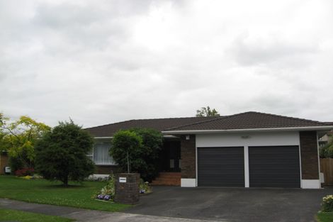 Photo of property in 16 Evanda Crescent, Conifer Grove, Takanini, 2112