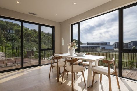 Photo of property in 52 Streamview Way, Long Bay, Auckland, 0630