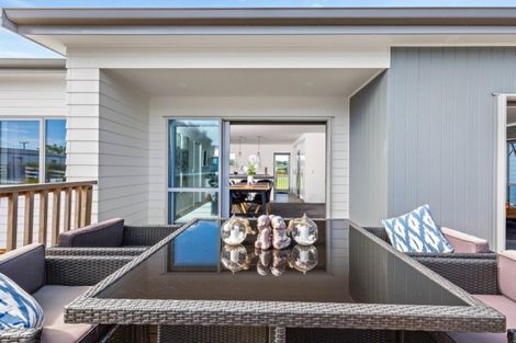 Photo of property in 58a Jack Boyd Drive, Mangawhai Heads, Mangawhai, 0573