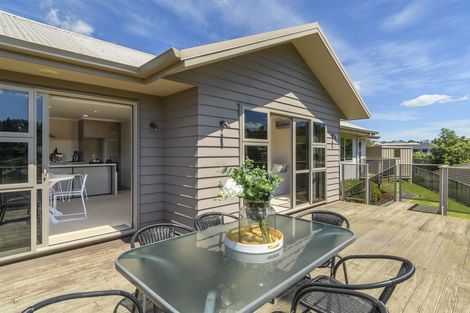 Photo of property in 136 Waterside Drive, Pyes Pa, Tauranga, 3112