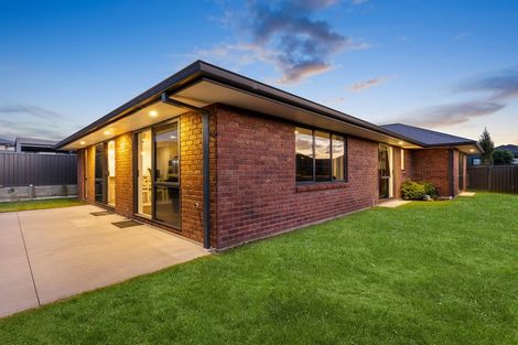 Photo of property in 8 Turnbridge Street, Pyes Pa, Tauranga, 3112