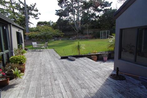 Photo of property in 31 Almond Grove, Greenhithe, Auckland, 0632