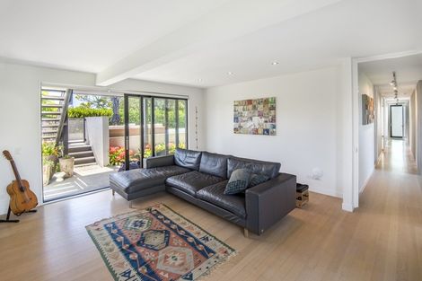 Photo of property in 6a Kowhai Street, Takapuna, Auckland, 0622
