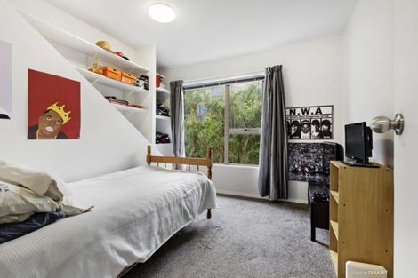 Photo of property in 13a Bristol Street, Island Bay, Wellington, 6023