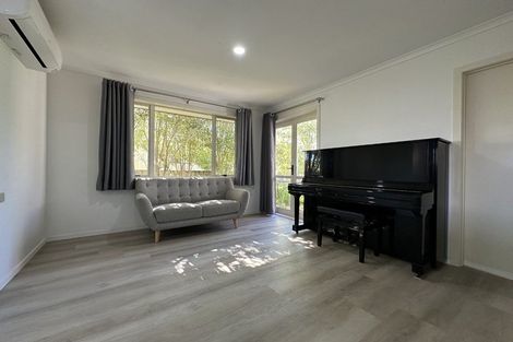 Photo of property in 38 Matija Place, Red Beach, 0932