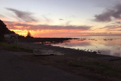 Photo of property in 8 Ocean Parade, Pukerua Bay, 5026