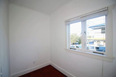 Photo of property in 21a Nile Road, Milford, Auckland, 0620