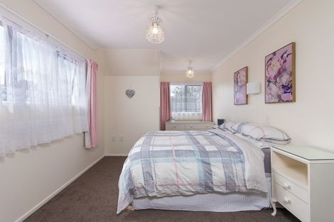 Photo of property in 80b Kayes Road, Pukekohe, 2120