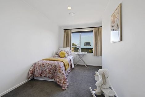 Photo of property in 19 Miro Street, Eastbourne, Lower Hutt, 5013