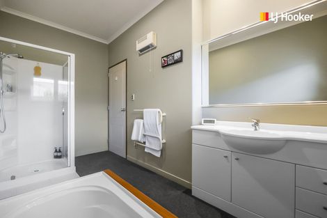 Photo of property in 5 Bishop Verdon Close, Mosgiel, 9024