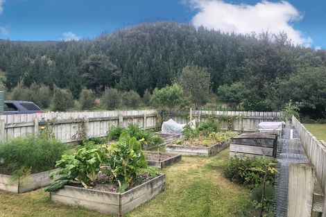 Photo of property in 1550 Coast Road, Pongaroa, 4991