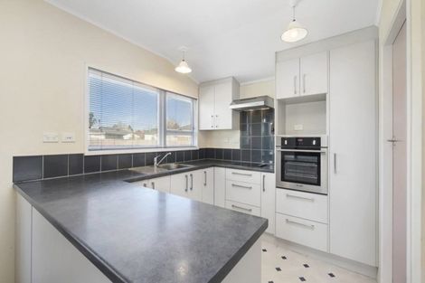 Photo of property in 36 Pensacola Crescent, Broomfield, Christchurch, 8042