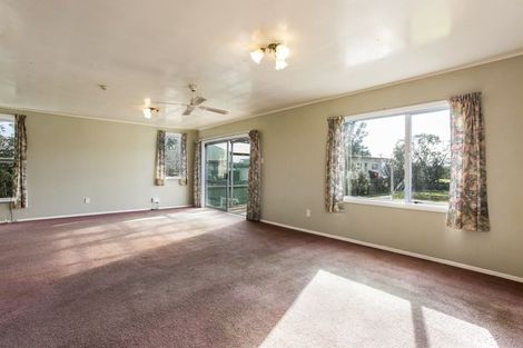 Photo of property in 55 Parakai Avenue, Parakai, 0830