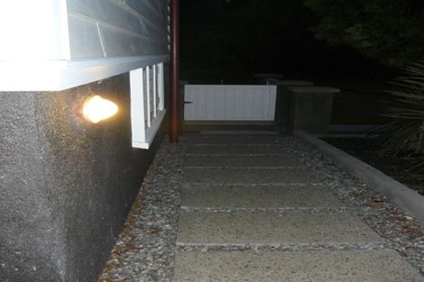 Photo of property in 20 Seabreeze Road, Narrow Neck, Auckland, 0624