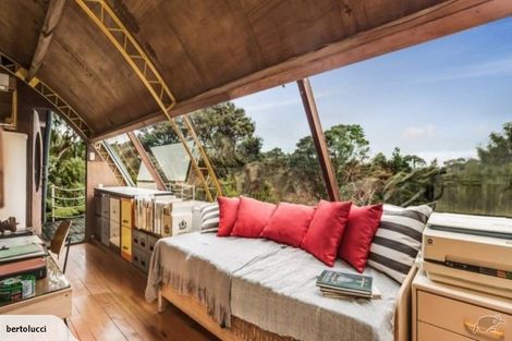 Photo of property in 81 Anawhata Road, Anawhata, New Lynn, 0772