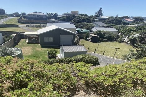 Photo of property in 232 Maunsell Road, Port Waikato, Tuakau, 2695