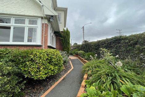 Photo of property in 1 Ross Street, Roslyn, Dunedin, 9011