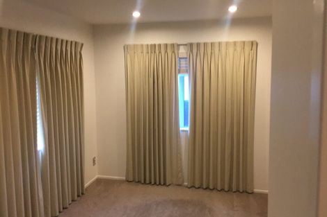 Photo of property in 6 Lismore Way, Oteha, Auckland, 0632